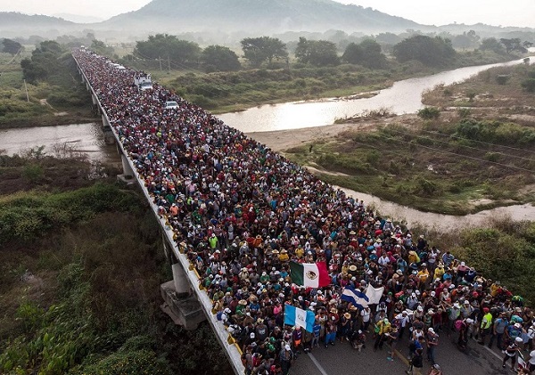 Honduran Caravan crossing Arriaga Bridge, Mexico