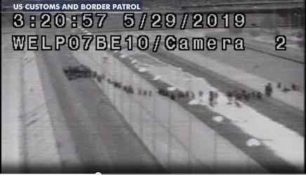 Video - thousand illegal migrants cross unprotected El Paso boder